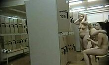 Прелепе жене позирају голе (иако нехотице) у овом видеу