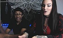 Old school camgirls vlog: Cuckolding og amatørporno med busty tatoverede elskerinde Alace Amory