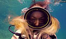 Pertemuan bawah air yang panas dengan pacar Kasandra Lufis