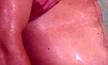 Zvláštní setkání s prsatou nevlastní matkou - Chanel Prestons smyslná masáž