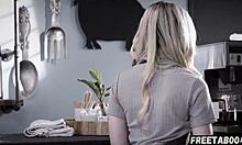 Алекс Џетс признаје своју неверство својој девојци Лили Ларимар у филму на Фреетабоо нету