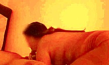 Hausgemachtes Video einer heißen Latina-Freundin, die in einem Hotelzimmer gefickt wird